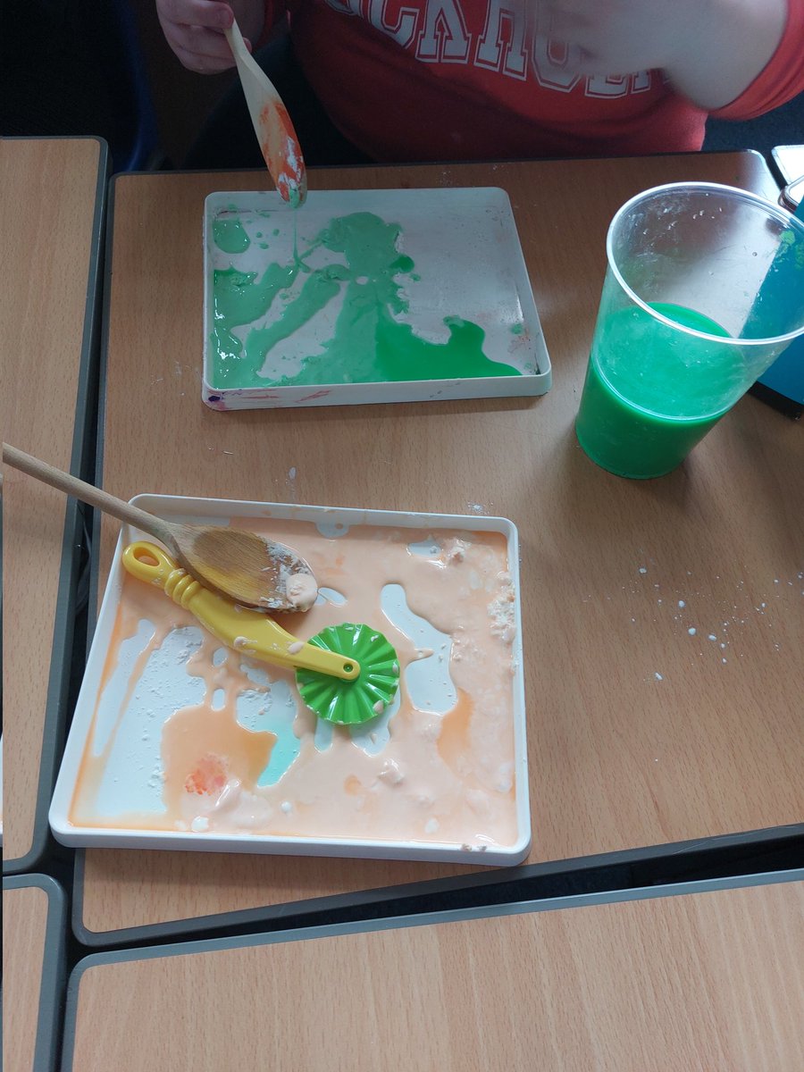MazsAnna's tweet photo. FA CYP exploring Halloween inspired stem activities https://t.co/TLAfMTkMkU