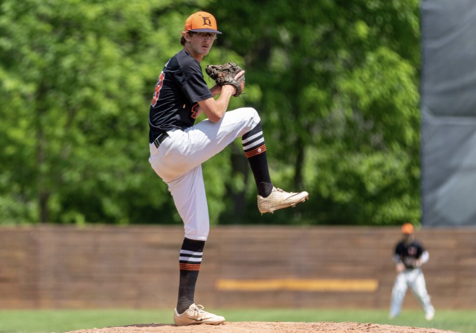 Brockvaughn05's tweet photo. Very Excited to announce that I have received my 2nd offer to play baseball at Heidelberg University! @EFranc518 https://t.co/y9R1O5Y5AI
