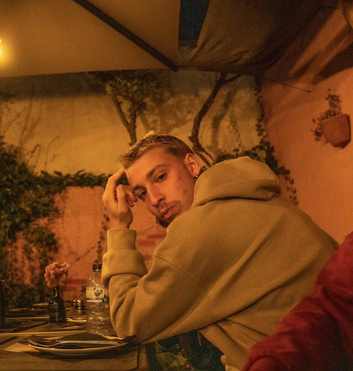 📸