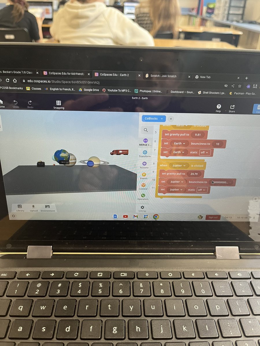 SarahBecker84's tweet photo. Bringing engineering and space into my classroom thanks to a grant from the Canadian Space Agency through Western Engineering Outreach @westernuEng. These students learned more about #coding through a “See How We Fall: Gravity Simulation” workshop. @HolyNameofMary https://t.co/vauzBH6Bma