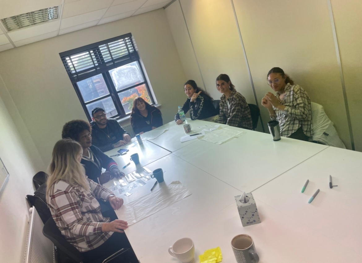PeopleShapingP3's tweet photo. Had a great couple of days on tour with our PSP3 Customer Services training!✏️📚 Met some wonderful new staff from @P3Cambs &amp; @P3Warwickshire, sharing some great experiences and ideas! #customerservice #P3charity @P3Charity https://t.co/8eODmEhbQz