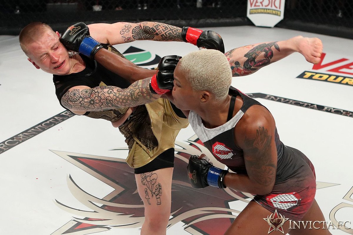 InvictaFights's tweet photo. FULL FIGHT | Brazilian newcomer @TinablackM made a statement in the strawweight division at #InvictaFC49, outworking veteran Liz Tracy over the course of three rounds. π WATCH HERE: https://t.co/kXfaTeWWhA https://t.co/mat3F5wucr
