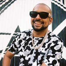 FmNjata's tweet photo. 2 cia raggae umuthi #KuriaMuri @chuma_mwangi
Sean Paul - MAMA I LOVE YOU
Luciano - Set it Straight https://t.co/DHQEBr1lpG