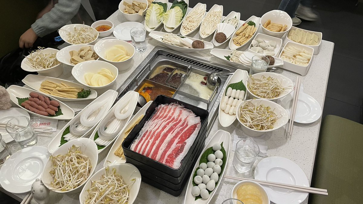 mawixxer's tweet photo. 가족들과 즐거운 한때~^^… https://t.co/r4oYajcvIq