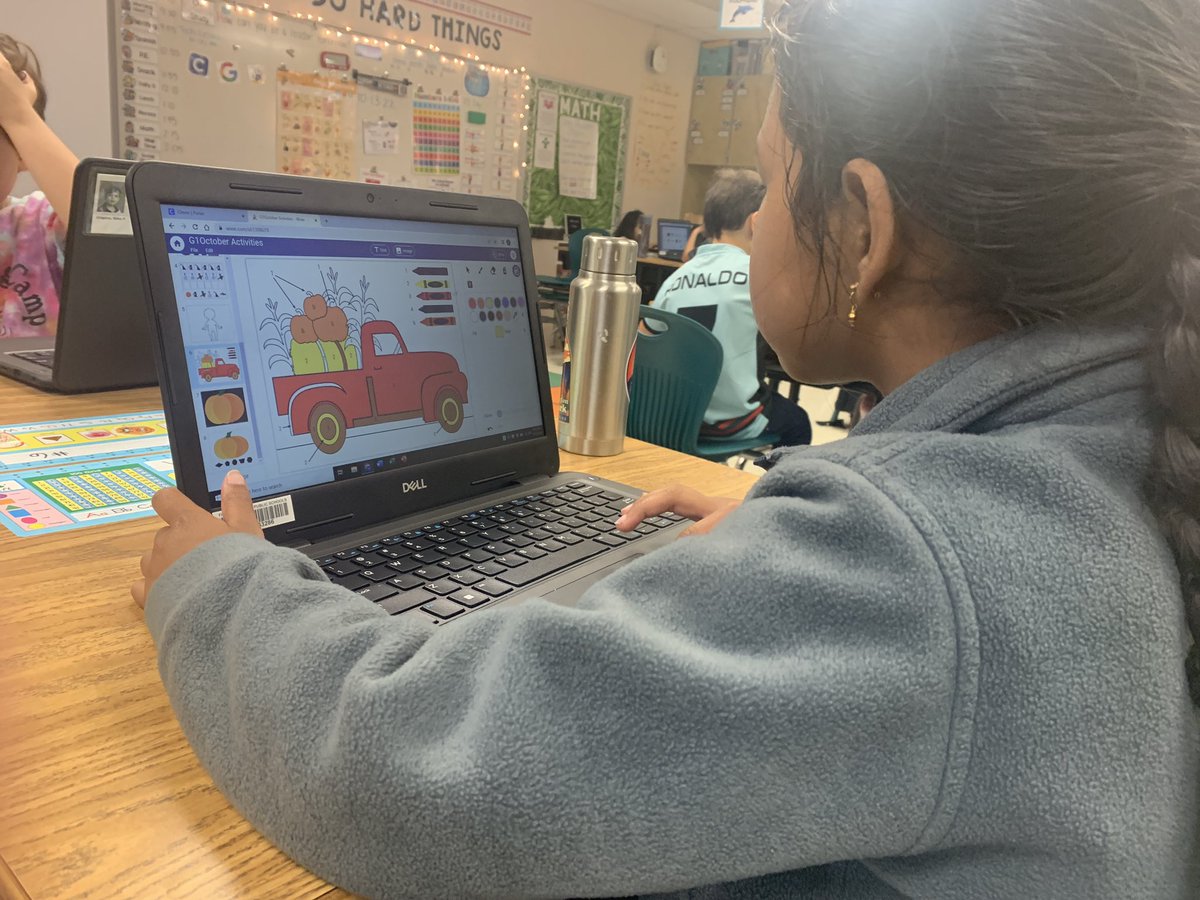 MsQuigley_Tech's tweet photo. @USSBaltas did an AMAZING job practicing their @#wixie tools today! They are amazing #criticalandcreativethinkers @GBW_ES https://t.co/pwTIJVNxHw
