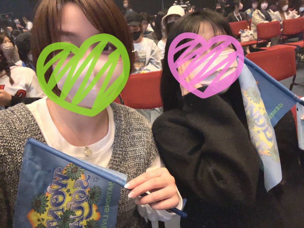 5xx88x's tweet photo. わんすく大阪🥳❣️ちょーたのしかった🖖🏻🖖🏻🖖🏻コモに色気感じてんのわたしだけじゃないやんな？めっちゃかっこよくない？🖖🏻🖖🏻🖖🏻ふざけててもかっこよくない？🖖🏻🖖🏻🖖🏻これフィルター？🖖🏻🖖🏻🖖🏻 https://t.co/K3be70UPOt