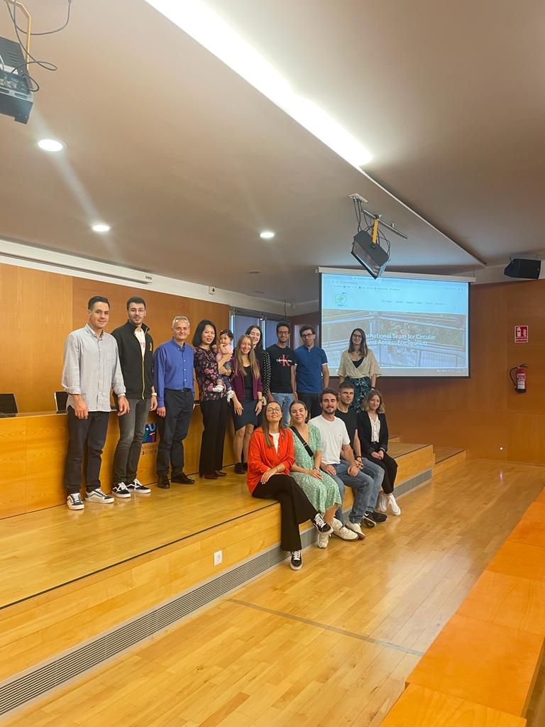 Great meeting and final conference of the project in Spain! 🇪🇸🇪🇺 Thank you to all the consortium for your work and to the attendees for your interest, we have all make this conference a success 👏

Check all about the results on the project website: intercaterasmus.eu/es/el-proyecto/