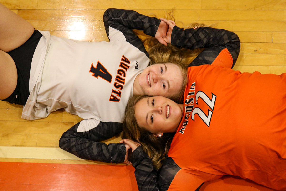 AugustaVolley's tweet photo. Come out &amp; support your Lady Panthers and our seniors tonight at home against Ludlow! Senior night ceremony will take place in between the JV &amp; Varsity match!  6:00 PM at the Panthers Den. Come send these seniors out on a high note! #LadyPanthersVolleyball #IGotYou #SeniorNight https://t.co/e9iEScQNCr