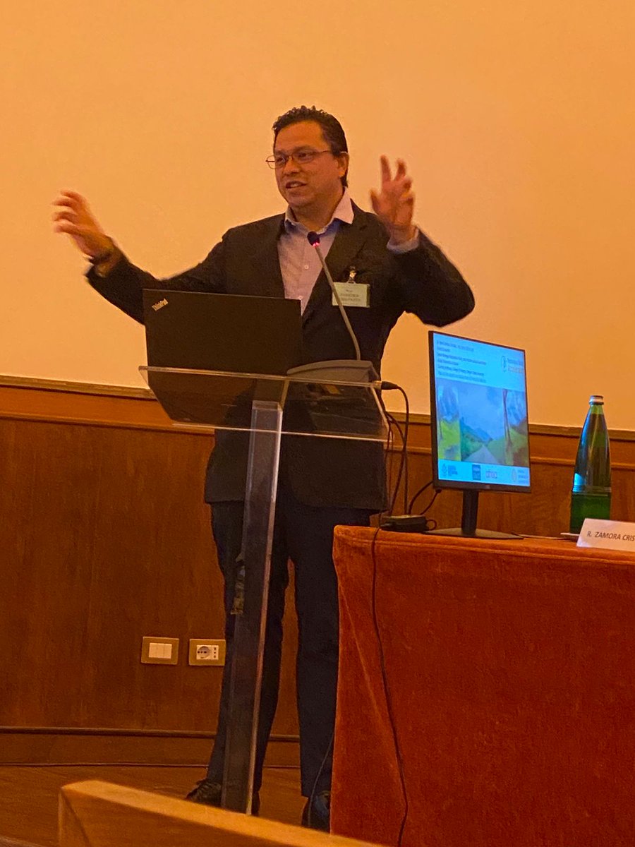 restoreforward's tweet photo. How can governments improve and innovate on #PublicPrograms that pay people to grow trees?

Our expert René Zamora Cristales speaks on the #PolicyAccelerator at the International Conference on Global Forest and Tree Restoration in Rome🌱 https://t.co/slS1GpxH7V