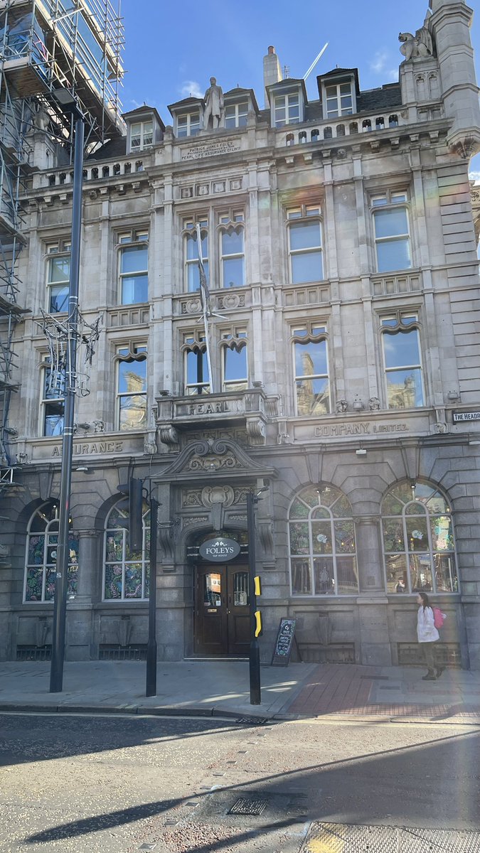 12 flat ciders on here today, 36 next weekend for their cider festival ! Here in Foleys #Leeds <a href="/Mrfoleys/">Foley’s Tap House</a>