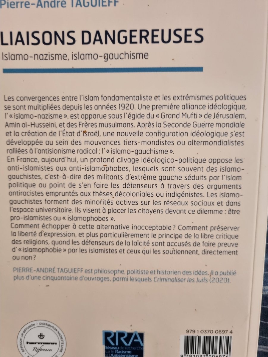 Alonchalom's tweet photo. Strategie codifiée dans la charia.13 siècles d'expérience du #djihadislamique avec la complicité de nos universitaires #Eurabia #bathyeor. https://t.co/l5Yx1F2jam https://t.co/uVFe9LbDOi