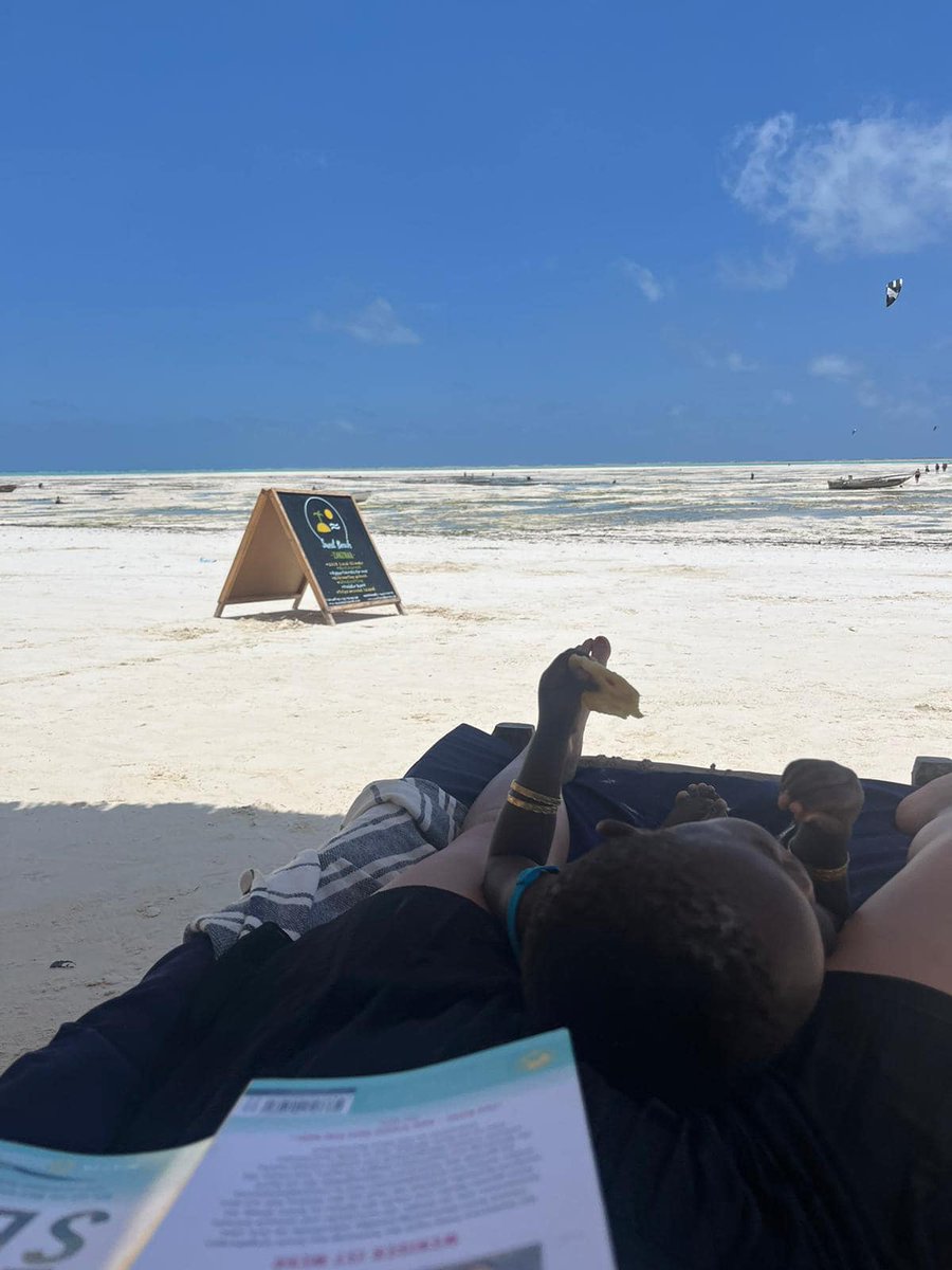 Had beautiful Book Presentations #LOSLASSEN + #LOSLEBEN in Wilhelmshaven &amp;  Heidelberg &amp; got to know that #LOSLASSEN made it to Zanzibar - Thanks! Next book presentation in 2 weeks in Malchin, Save the date: October 27th!!!
