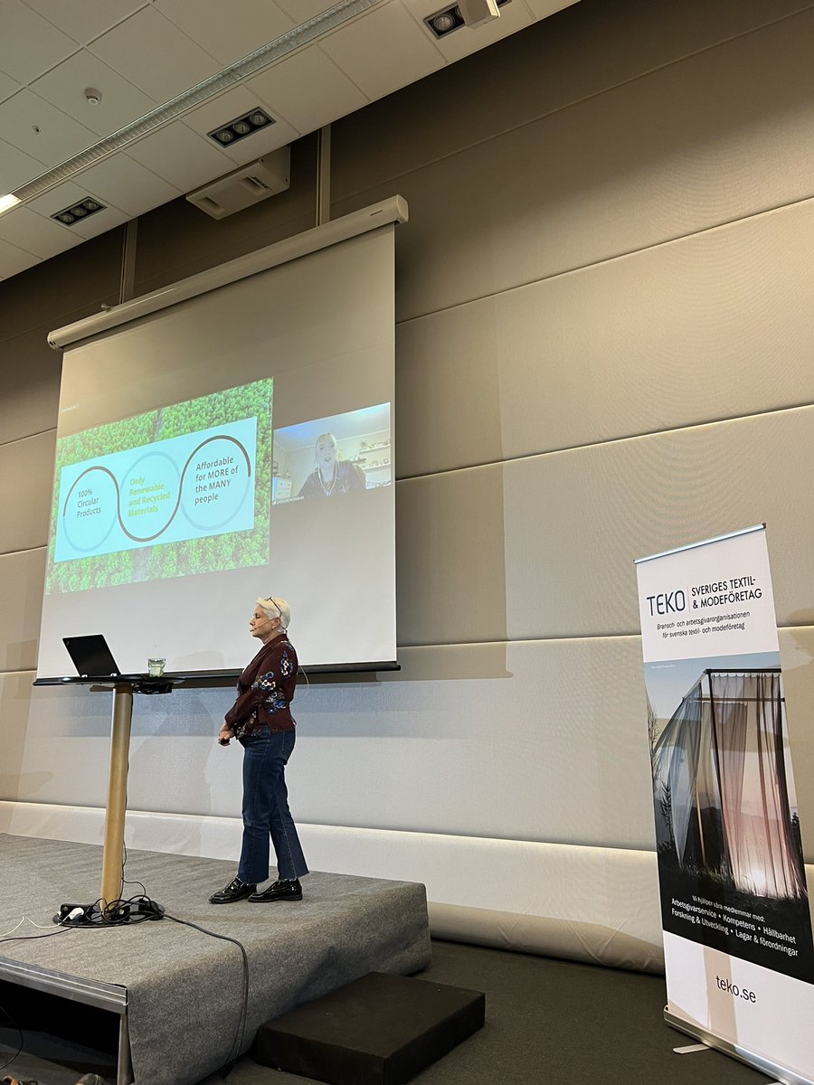 ”Vi tittar framåt och ser hur vi kan samarbeta för att driva förändring. Hur vi kan gå samma i utmaningen att producera mer hållbart. Vi letar hela tiden efter hållbara material, Caroline McGarvey, Catherine Larsson <a href="/IKEASverige/">IKEA Sverige</a>