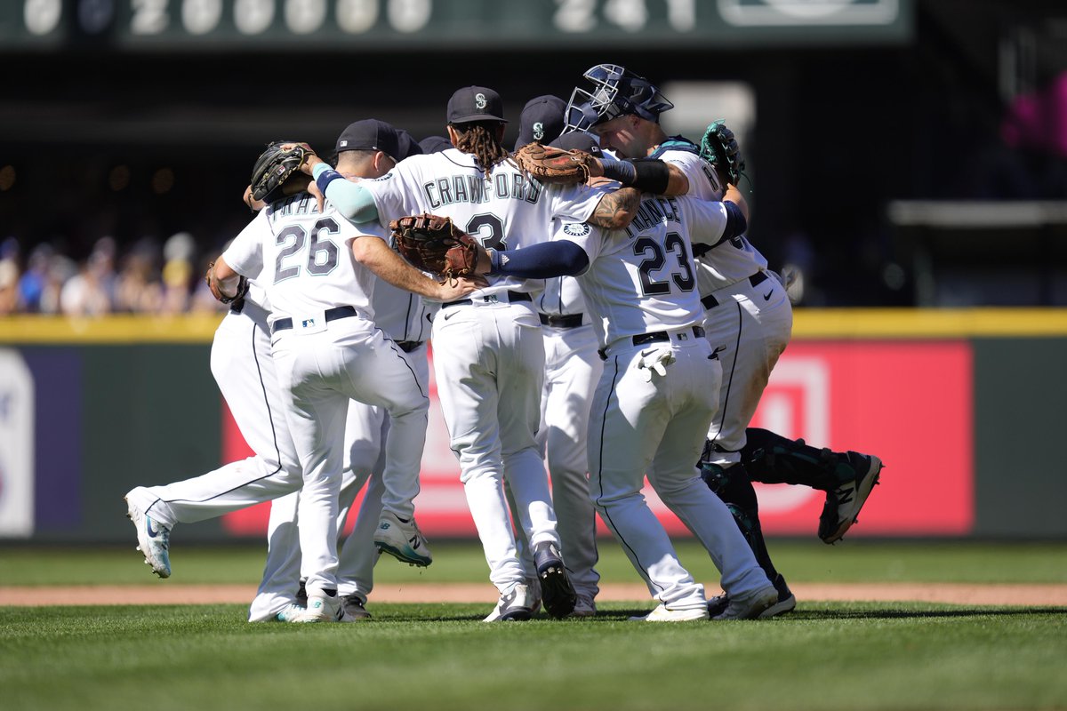 BoeingWA's tweet image. Good luck today @Mariners! #TeamBoeing is cheering you on! #SeaUsRise