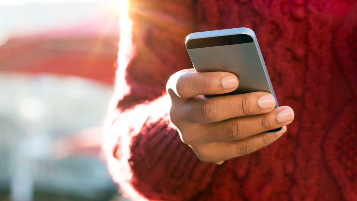 PLEASE NOTE: if you have received a text message from someone posing as The City of Ottawa about a parking infraction, do not reply. This is a scam. 
The City of Ottawa will never request or communicate  about financial information through text message.