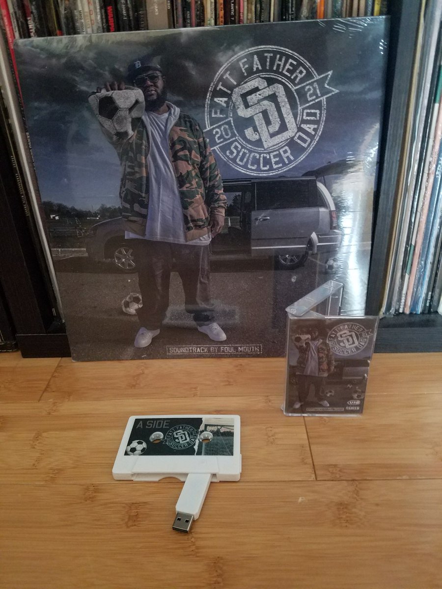 jubei208's tweet photo. OLD PICS...
@tyfarris1 (Detroit) & @BozackMorris (#Toronto) - "Wired Different"
@marvwon (Detroit) - "Sooner Than Later" (Produced by #MarvWon)
@FattFather (#Detroit) - "Soccer Dad" (Produced by @FoulMouth313
#FATTFATHER #TYFARRIS
#VINYL #CASSETTE #USBCASSETTE #WIKIHHDG https://t.co/k9tasdKUwG