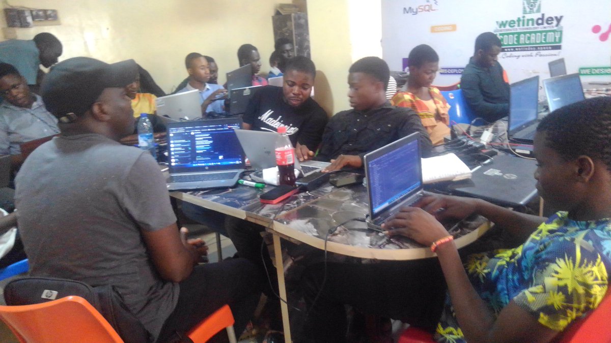wetindeyapp's tweet photo. Wetin Dey Code Academy in Akure is one place you can get real Web/Software Development Practical training.

Join the ongoing class that started on Mon 10th Oct. 2022

WhatsApp/Call 08074400351 now

@AkureHowFar
@MetropolisAkure
@Sinux00 @dtechiegirl @AkureBuzz @Winnie_cypher https://t.co/3JoGtAo8Ns