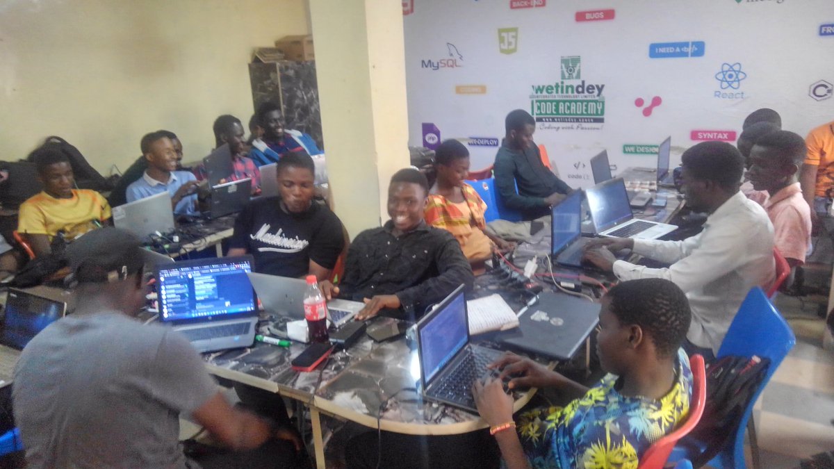 wetindeyapp's tweet photo. Wetin Dey Code Academy in Akure is one place you can get real Web/Software Development Practical training.

Join the ongoing class that started on Mon 10th Oct. 2022

WhatsApp/Call 08074400351 now

@AkureHowFar
@MetropolisAkure
@Sinux00 @dtechiegirl @AkureBuzz @Winnie_cypher https://t.co/3JoGtAo8Ns
