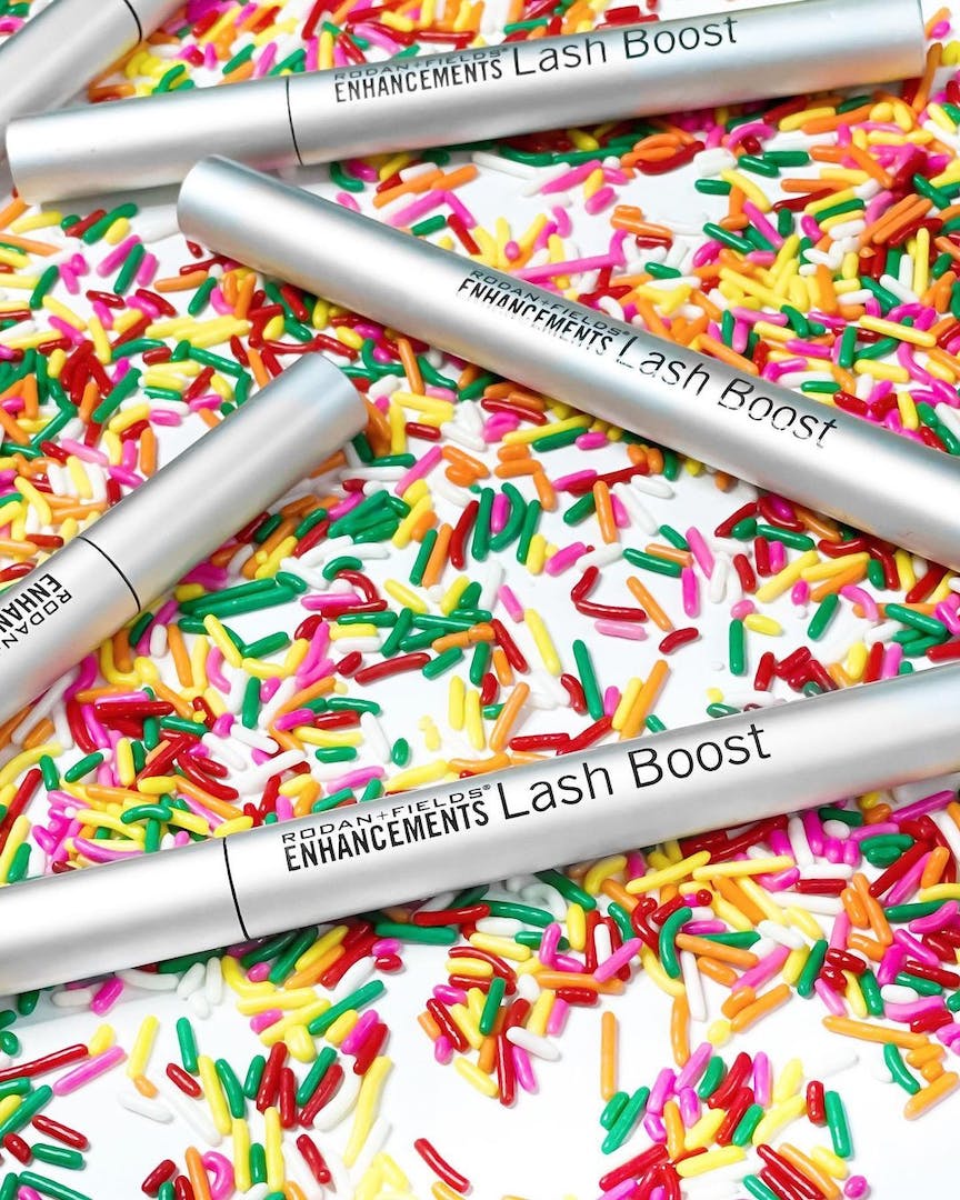 tripilates's tweet image. Sprinkle the good news everywhere! #1 Lash Serum in the U.S. in 2020! Our famous lash conditioning serum is applied nightly to promote the appearance of longer, stronger and darker-looking lashes (or brows!)  Start NOW for holiday lashes! 

.

.

#lashboost  #rodanandfields