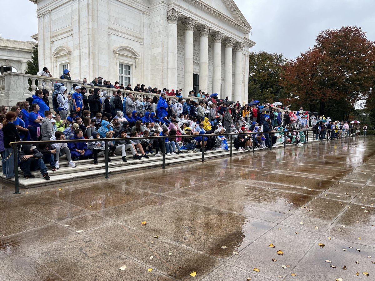 MrTscienceguy's tweet photo. A few pictures - you can see the puddles but these kids are determined!! https://t.co/WkZUt9ZuMx