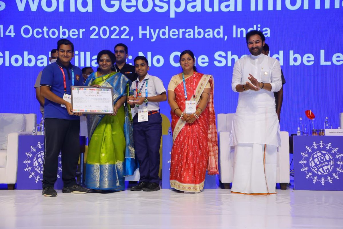 kishanreddybjp's tweet photo. Hon’ble Governor of Telangana Smt @DrTamilisaiGuv and other dignitaries graced the ceremony. https://t.co/EpxcUBpFzy
