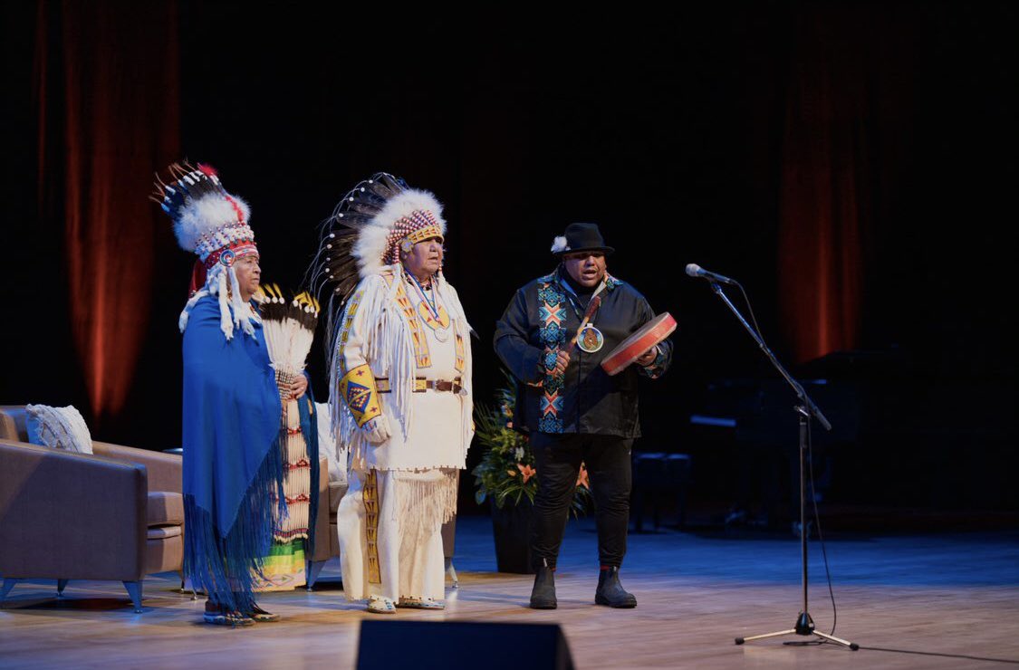 forcitizenship_'s tweet photo. We hosted the 19th LaFontaine-Baldwin Lecture in Calgary on Thursday. The evening featured an address by @GGCanada, local speakers and talents! Thank you very much to the hundreds of newcomers who use our Canoo app who joined us, and thank you, our esteemed guests! #Canada https://t.co/4wRU4VJVmZ