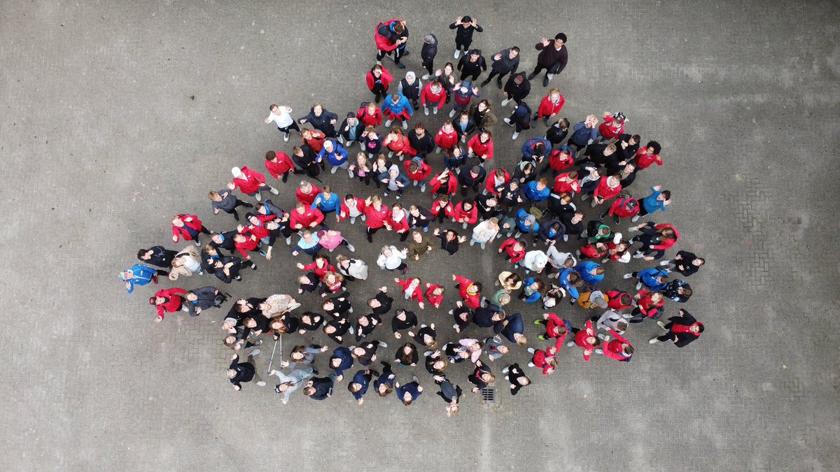 En zo sluiten wij het ALO-1 kamp weer af dit jaar! Een fantastische groep studenten, 3/4 jaars tutoren, organisatoren, collega’s en gelukkig heel mooi weer! Fijne week met veel leer ervaringen voor alle betrokkenen! <a href="/Sporthogeschool/">Sporthogeschool</a> <a href="/Fontys/">Fontys</a>