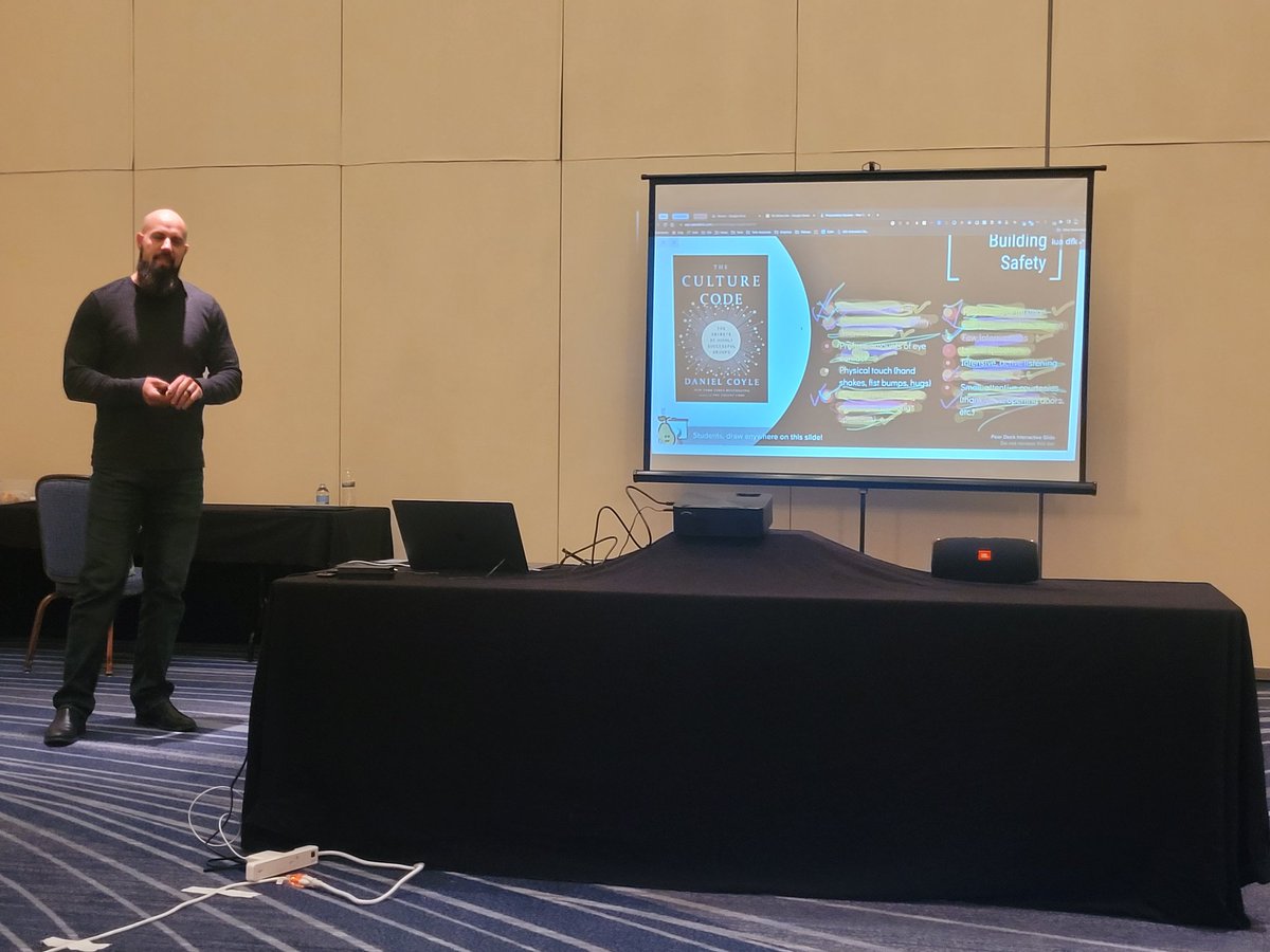 Having fun, connecting with others, and being curious as we explore CULTURE with <a href="/a_fenstermaker/">𝔸𝕟𝕕𝕣𝕖𝕨 𝔽𝕖𝕟𝕤𝕥𝕖𝕣𝕞𝕒𝕜𝕖𝕣</a> at <a href="/ideaillinois/">IDEA</a>' Coaching Education Conference! 😀