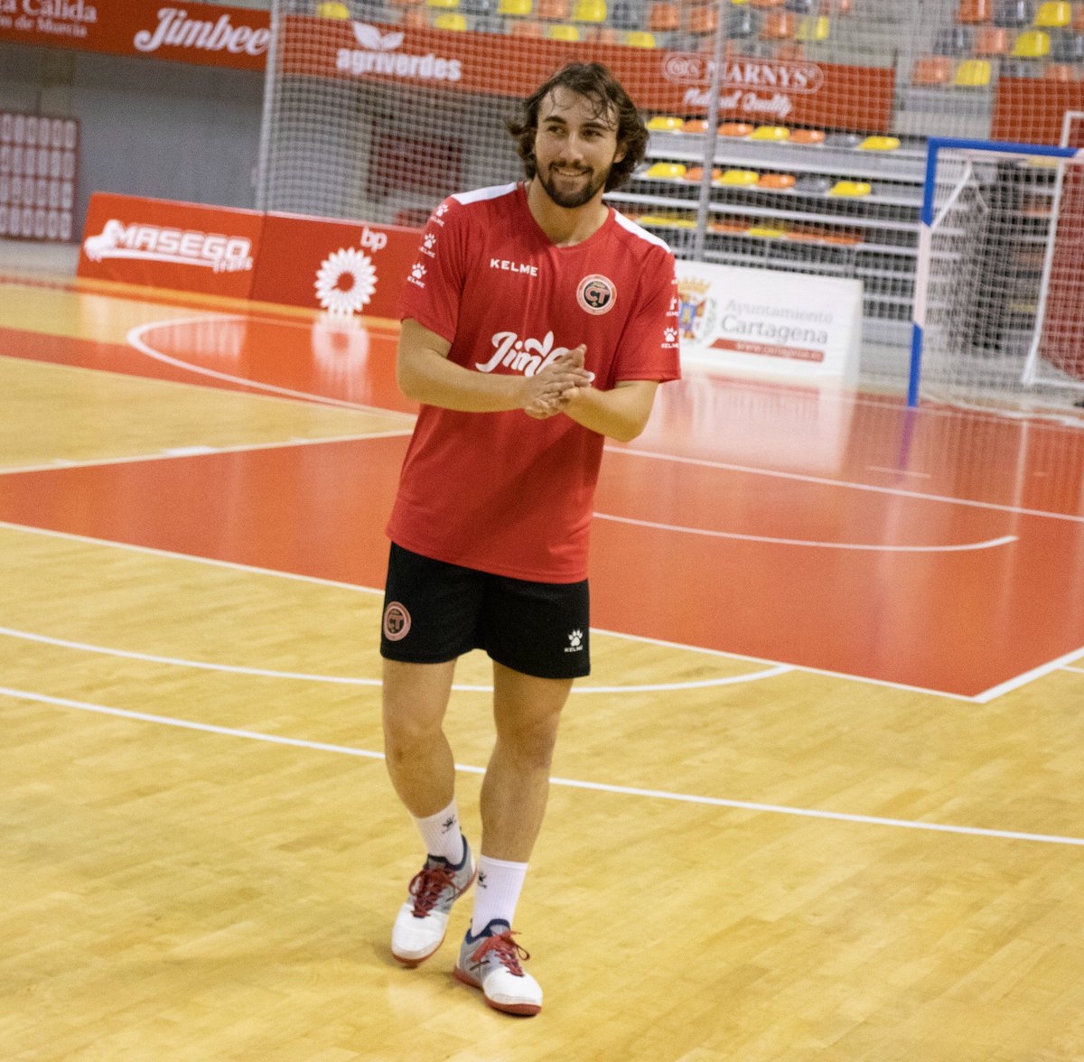 JimbeeCartagena's tweet photo. Hoy @DudaLentz1 anunciaba su regreso... 

¡𝗝𝗮𝘃𝗶 𝗠𝗶́𝗻𝗴𝘂𝗲𝘇 𝗲𝘀𝘁𝗮́ 𝗱𝗲 𝘃𝘂𝗲𝗹𝘁𝗮𝗮𝗮𝗮𝗮! 😎💪

Por aquí 👇 las primeras palabras del jugador tras saber que estará en la convocatoria de mañana 🙌👏

📹 https://t.co/s3m2R3lXDc

#DaleJavi #YaSeFrotaLasManos https://t.co/9nZFT3Yw7z