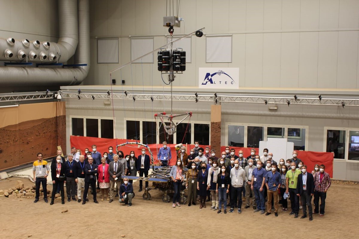 ALTECSpace's tweet photo. #ESWT14 at the conclusion of 3 intensive days: the participants on #ALTEC #Mars Terrain Simulator, a European first rank facility where Mars terrain conditions are accurately reproduced. At centre the #Rover #Amalia.
Tests and simulations will continue in the upcoming months. https://t.co/H0zY7EJ9Ai