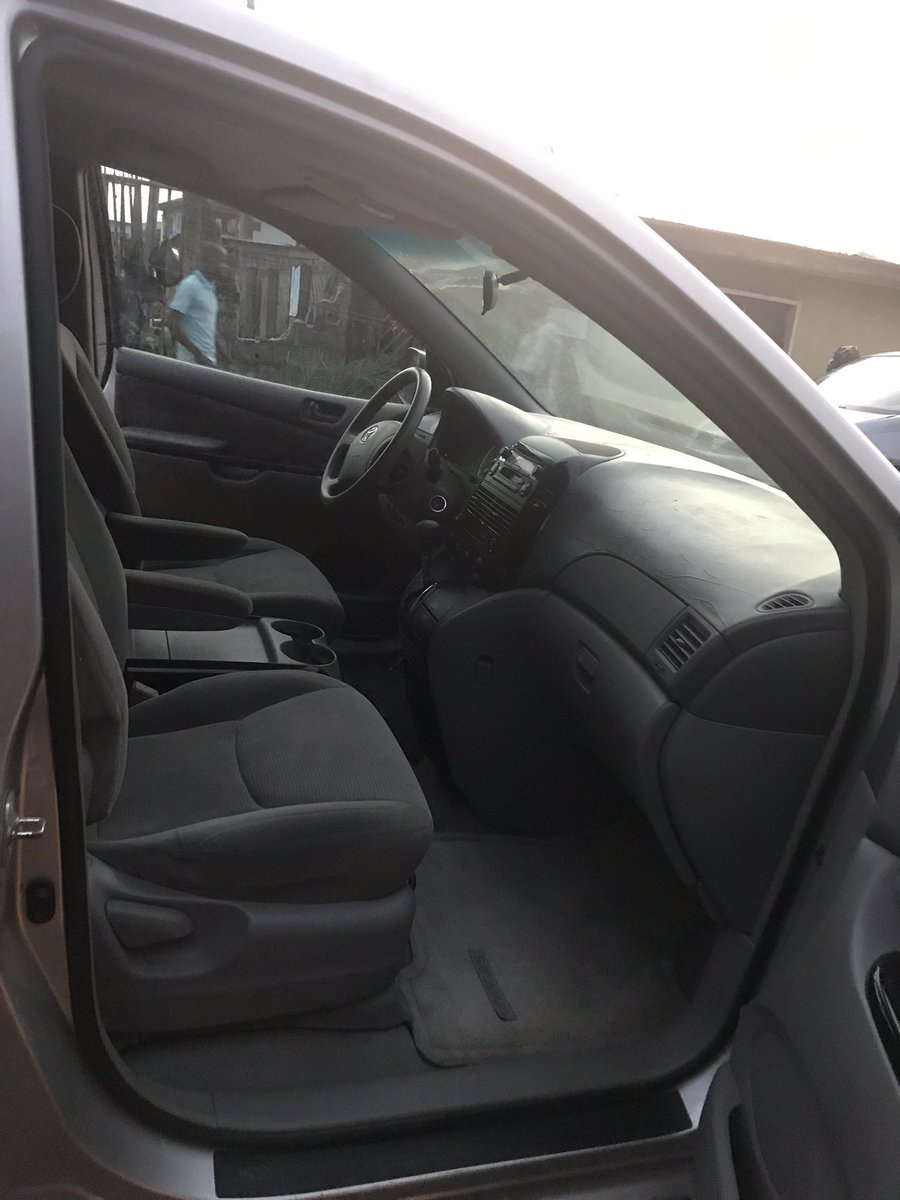 Toronto_autos's tweet image. Toyota Sienna 2005 Foreign used, total firstbody ✅ Pristine condition ✅ 4.3m🤝 Location Surulere

#EndASUUstrike Ondo Apostle Firmino #Endsars Wizkid Araujo Laporta Beijing $BTC $ETH Burna Boy Omonia Nicosia Welcome to Europa Barca Barcelona Busquets Pique Rip Rico Tobi Amusan