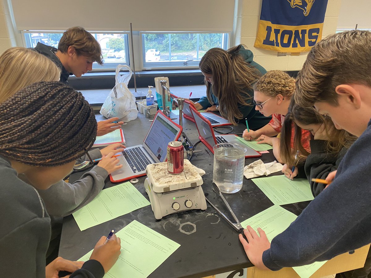 PrincipalRVRHS's tweet photo. Doing some hands on Chem work today with @collsphysistry &amp; students. Learning about relationships between temp, pressure, and volume of gasses

#RVPride ⚛️🧪🌬🧊 https://t.co/mhEX8GpP6W
