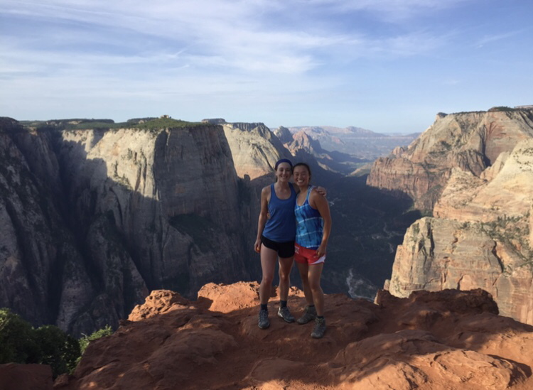 BMCPharmRes's tweet photo. #PharmRes Intro @NiamhPharmD PGY-2 IM
SOP:@ucsfpharmacy
PGY-1:@YNHH
Profess ❤️:Med use in pregnancy, IM, psych
Fun: audiobooks, traveling, working out, & trying to maintain large # of house 🪴
#WhyBMC:the great preceptors, emphasis on learning, & to serve patients of Boston https://t.co/CWnh0NqJO3