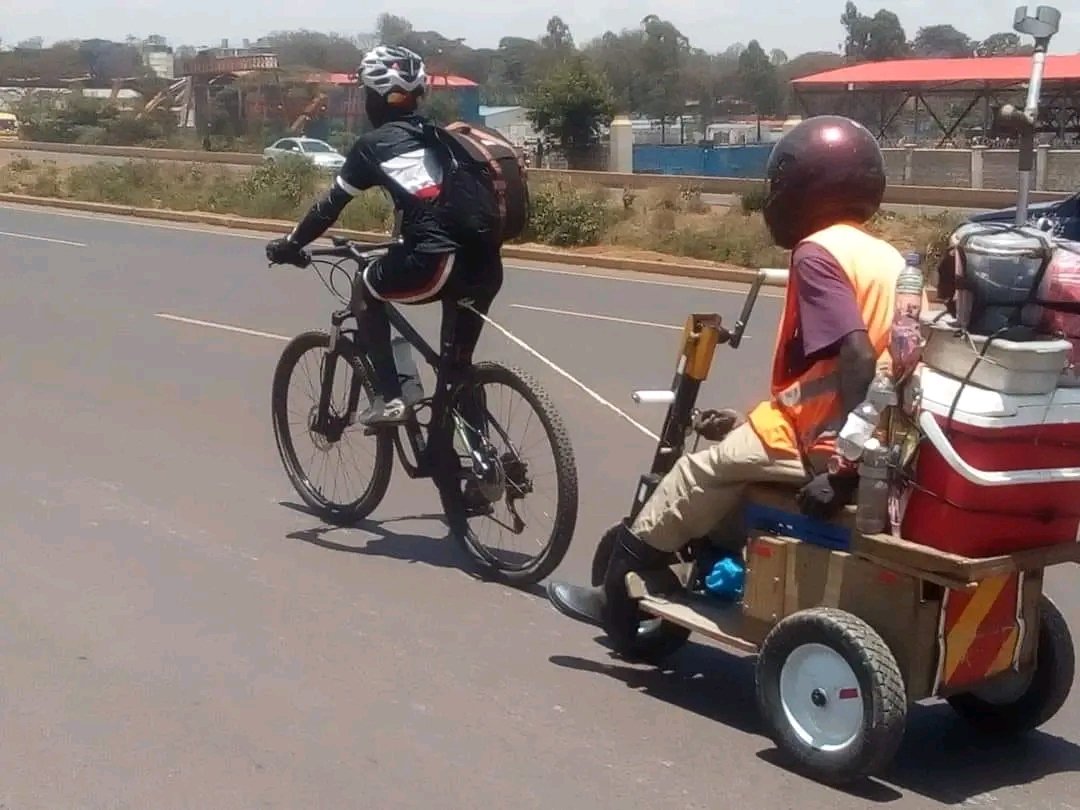 Godfrygithinji's tweet photo. I sympathised with him and decided to push him to Kangemi where I bought a rope and used it to pull him while doing a tempo of 10 kph. Later at Kabete Charlo came along and offered to suffer on the hot seat.
He never lost anything by helping the differently enabled man. https://t.co/aBtf6ADNvV