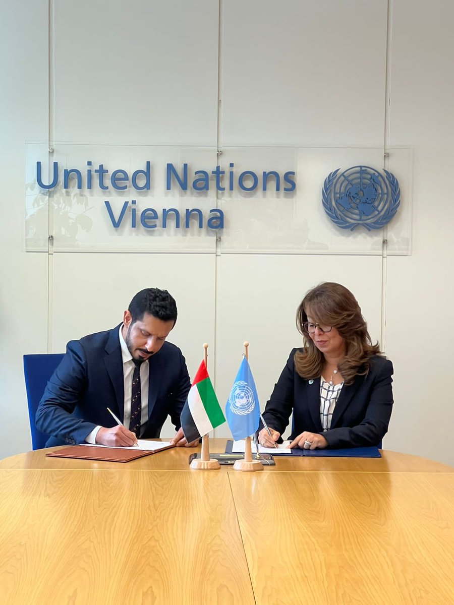 GhadaFathiWaly's tweet photo. Signature of MoU on countering money-laundering and financing of terrorism w/DG Hamid Al-Zaabi 🇦🇪 builds on the valuable partnership between @UNODC &amp; @EoAmlctf. Time to step up joint efforts against illicit financial flows &amp; deny funds to criminals &amp; terrorists. https://t.co/SuFJIr6u3o