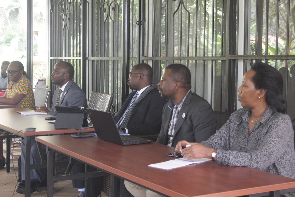 ObuntuFarm's tweet photo. We are proving inputs into #TheAfricaWeWant #Agenda2063 strategy for the next 10 years. Sharing how through our work, we're aligning with  the #LeaveNoOneBehind #Agenda2030

@ECA_OFFICIAL @AfCFTA @unwomenuganda @unwomenafrica @sdgs_ug @OPMUganda 
 @_AfricanUnion @AUYouthProgram https://t.co/v0fKk960ih