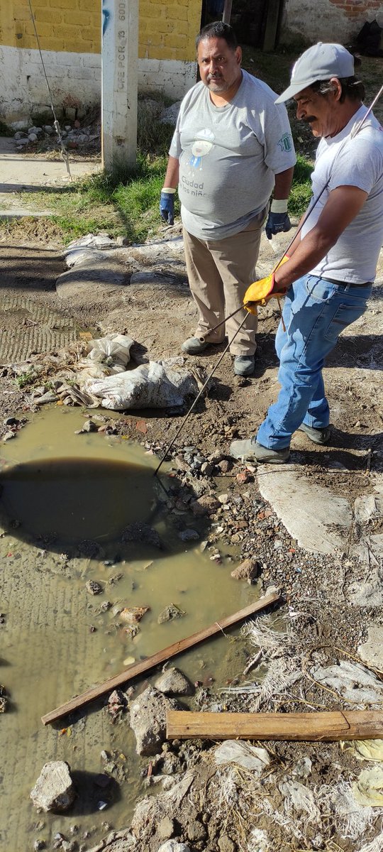 marco_tornel's tweet photo. @AlbertoUribeC @AlbertoUribeC en agua potable y alcantarillado se necesitan los equipos vactor, su servidor y amigo Marco Octavio Hernández Tornel auxiliar básico de agua potable https://t.co/RJAD6jq7Dd