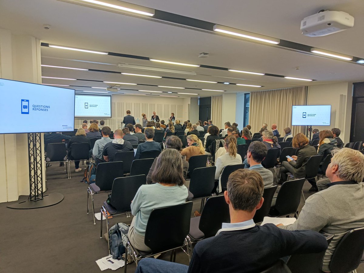 gestcrue's tweet photo. Sessions participatives #AnRN2022 et salle comble pour la présentation #AgiRisk un outil cartographique pour s'adapter dans un contexte de #ChangementClimatique : au #territoire, à l'utilisateur et à l'évolution temporelle #inondations #TousResilients https://t.co/srbRDLZWyO