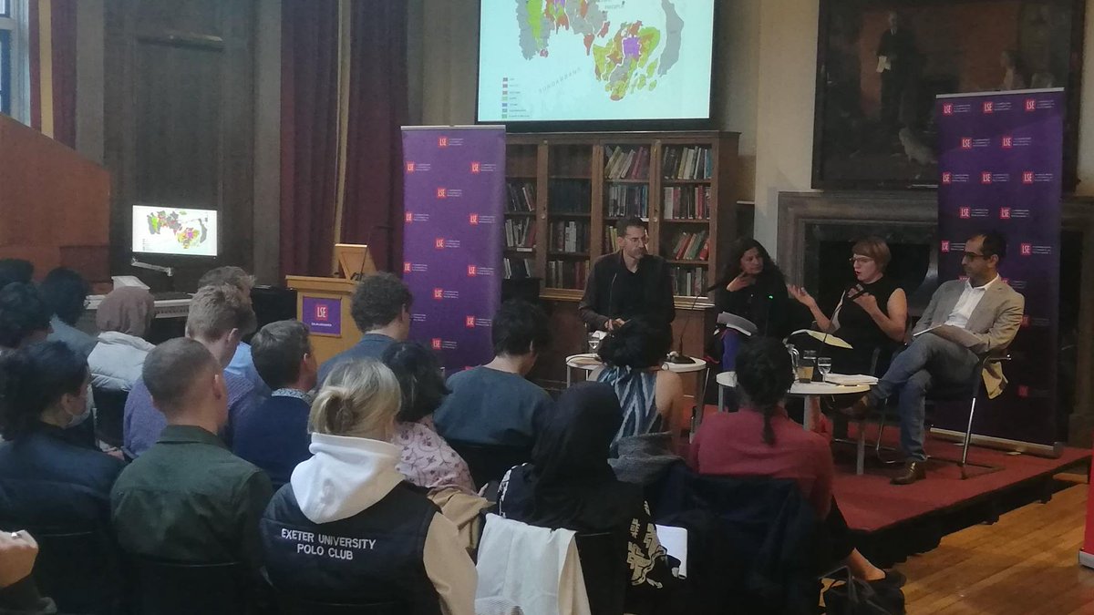 Wonderful to have LSE's @KasiaPaprocki on stage this afternoon in conversation with @alpashah001 @liquidperson & @azeiderman about her new book 'Threatening Dystopias: The Global Politics of Climate Change Adaptation in Bangladesh.' Thanks to everyone for joining us!