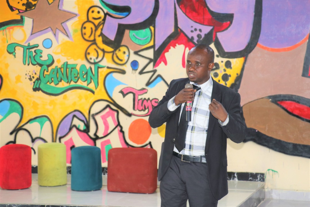 SkylineUNigeria's tweet photo. A good orientation program helps students feel excited about returning to campus after a long vacation. See the details of Skyline University Nigeria's returning students orientation.
 Read more 👉https://t.co/kzpaA1rKee
#SUN #Orientation #Returningstudents #Campus https://t.co/qKBLkKH9pG