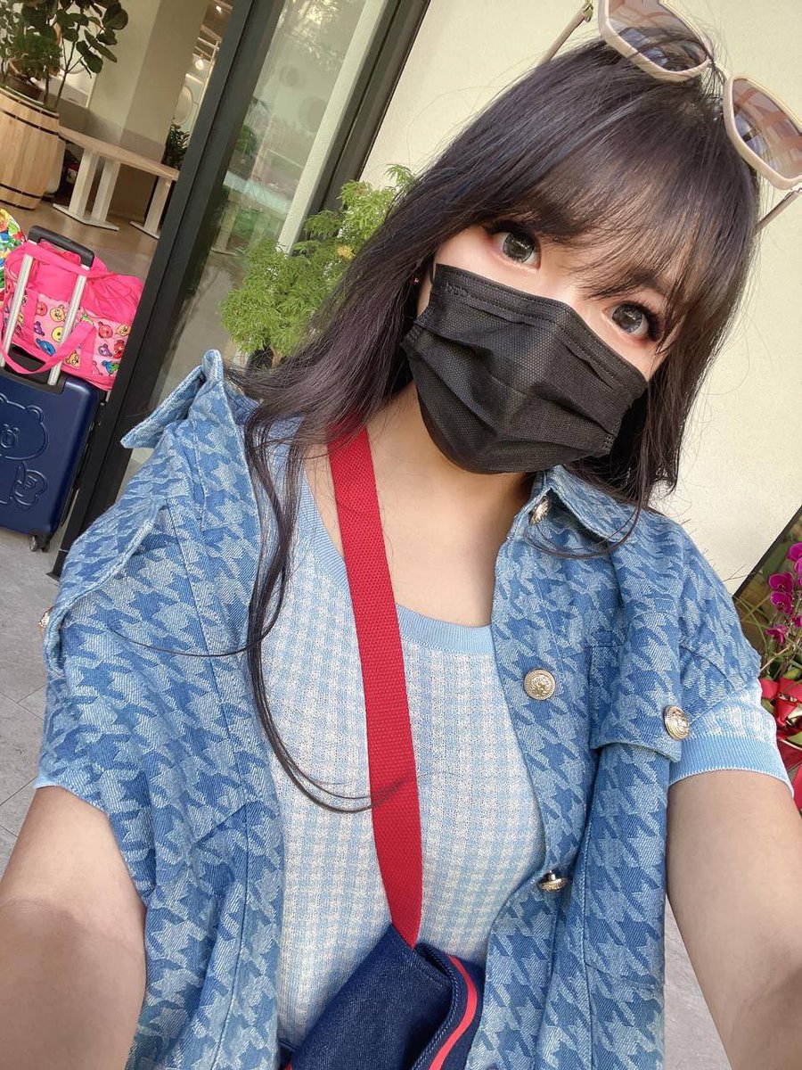 ruxn17's tweet photo. 如果我是畫家👩🏻‍🎨
那你們是什麼🤔

來玩個遊戲 
前十個密我正確答案的
給你們回饋🥹 https://t.co/UirbkFU57N