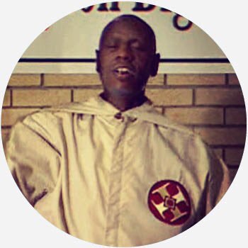 XeriaI's tweet photo. So everyone realize Kanye West is this man but he isn’t blind???? https://t.co/eqt7p67xae
