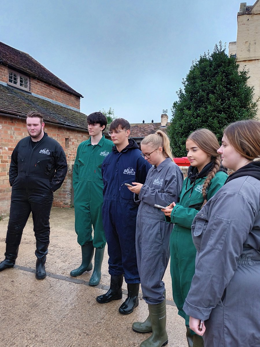 UoG BA Comms & Media tweet media