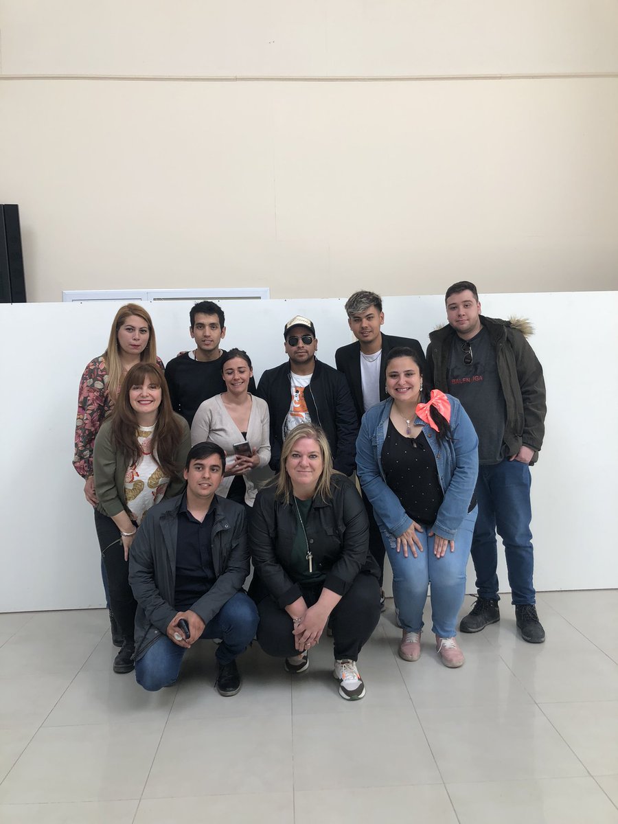 LudmilaGaitanX's tweet photo. Recibimos en la Legislatura a jóvenes integrantes del #COPROJUV y a la Directora provincial de Fortalecimiento Integral de las Juventudes para hablar sobre la implementación del #Bens 
¡Muchas gracias por su aporte! https://t.co/AIGfo6pvoX