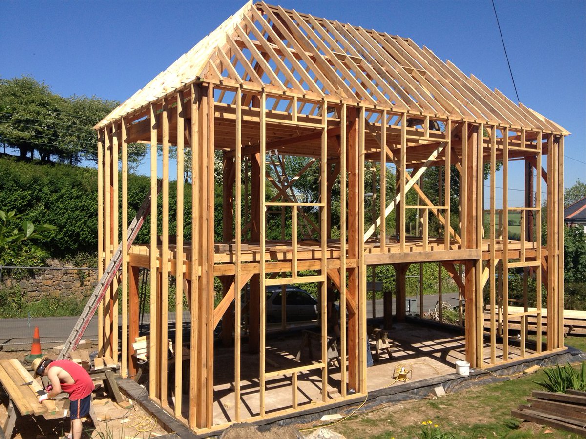 Choosing to self build puts the design of your home firmly in your own hands 👐 🏠 For more information and to register your interest in custom self build in Dartmoor visit our website 👉 tinyurl.com/3ax68e3r