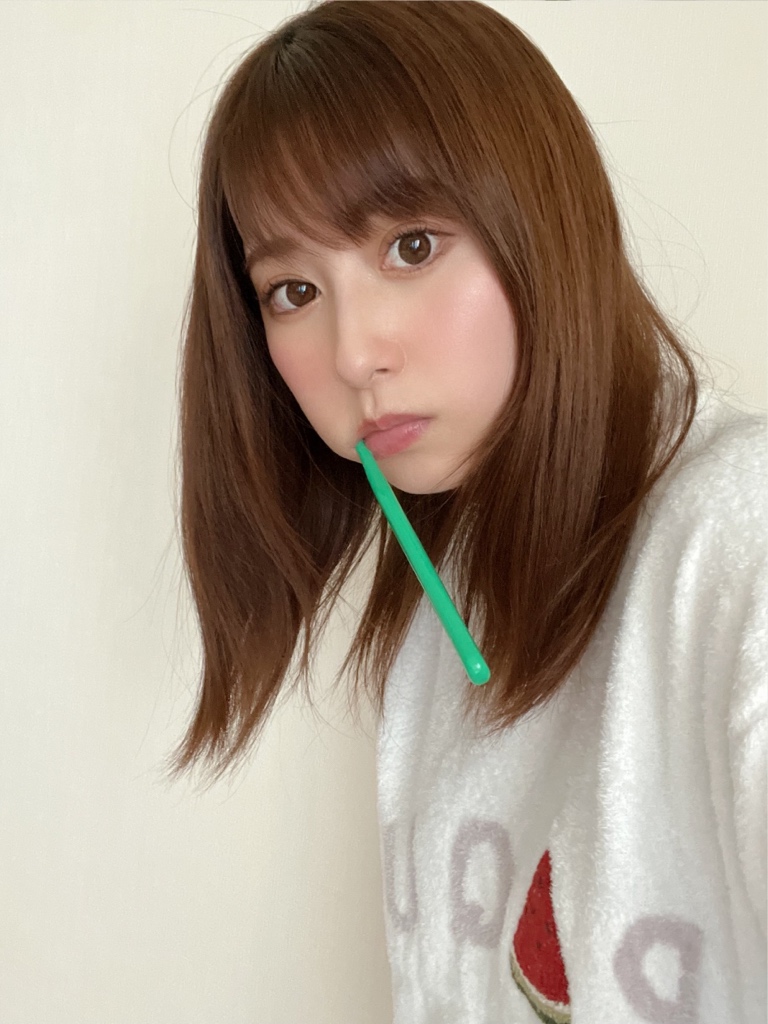 coco3n's tweet photo. そろそろ寝ます？ https://t.co/RhduWE8BT0