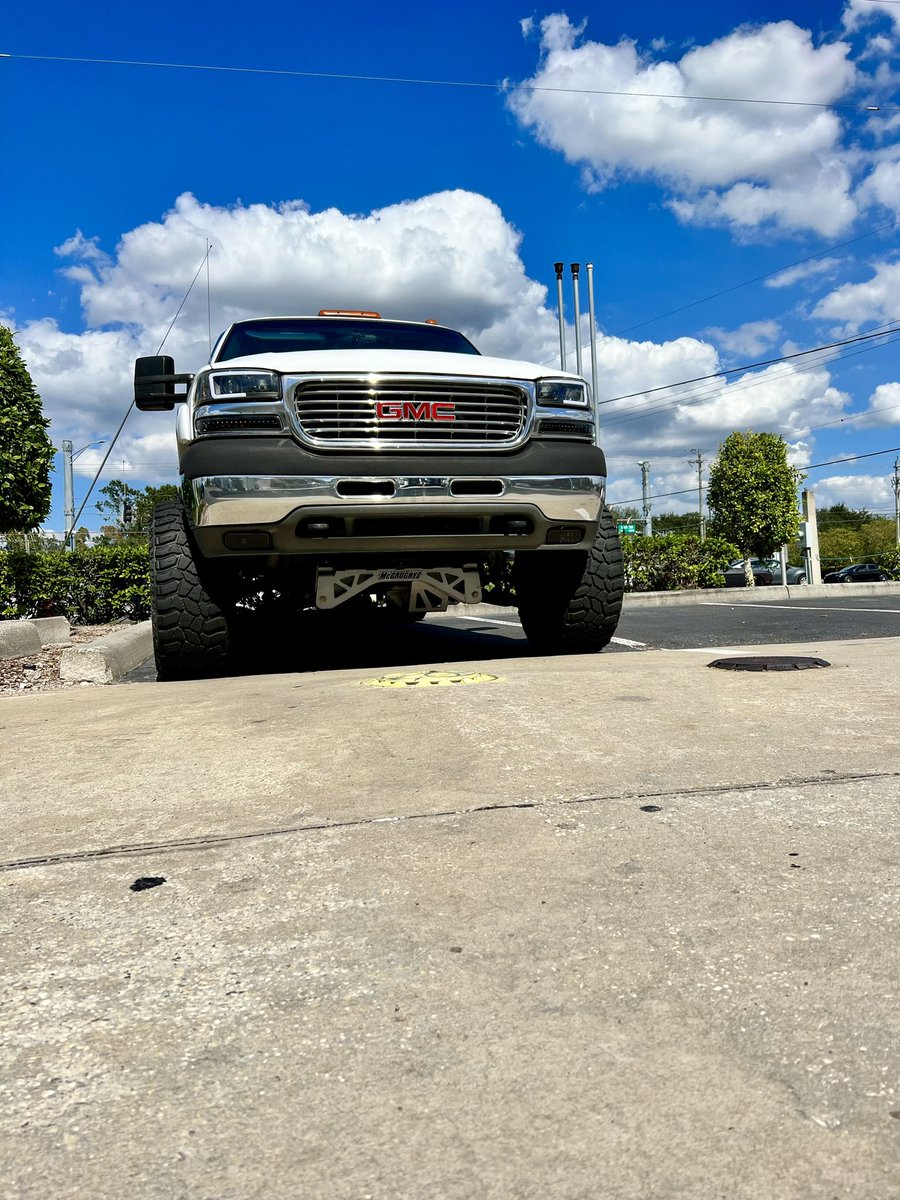 boostandredline's tweet photo. No filter needed π― #BoostAndRedline #GMTruckSquad #TruckWorldOD #Chevyoffroading #DuramaxTrucks #LB7 #LLY #LBZ #LMM #Duramax #Cummins #Nastytrucksnation #Liftedtrucksmatter #Alloffroading #Offroading #Truckdaily #Silveradonation #Cumminsnation #4x4diesels #Cummins #Cumminspower https://t.co/8ICCOvVEHh