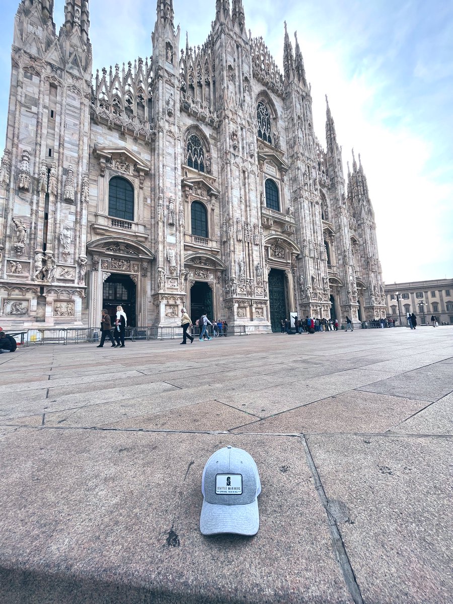 johnpern's tweet photo. Prayers have been said for the @Mariners in the Duomo di Milano for tonight’s game. #SEAusrise https://t.co/w6AwCNaw5L