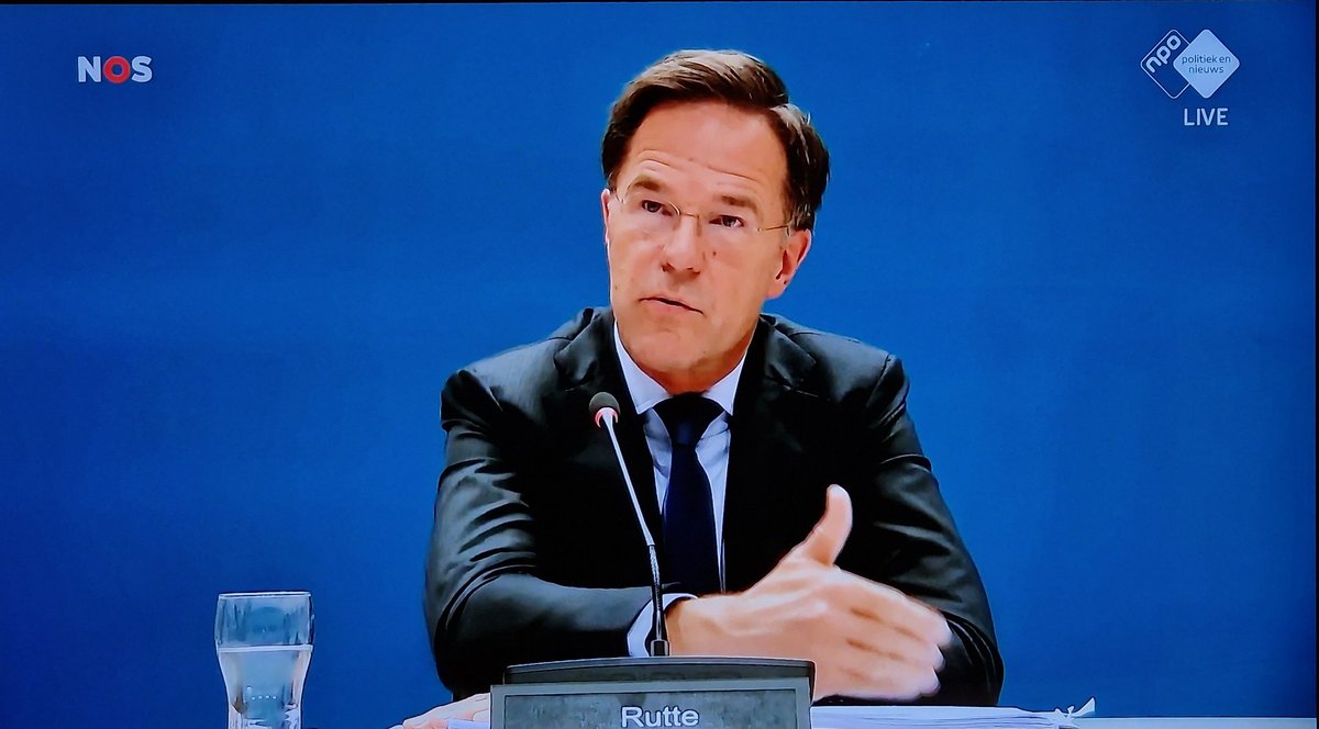 De voorspelbare en vooroordeelbevestigende tweets waarin met #Rutte de draak wordt gestoken, omdat hij zich in 12 jaar MP-schap niet meer alle gesprekken van A tot Z woordelijk kan herinneren én er 'n Memo zoek is, zijn weer niet van de lucht. Ik doe hier ff niet aan mee. #pegas