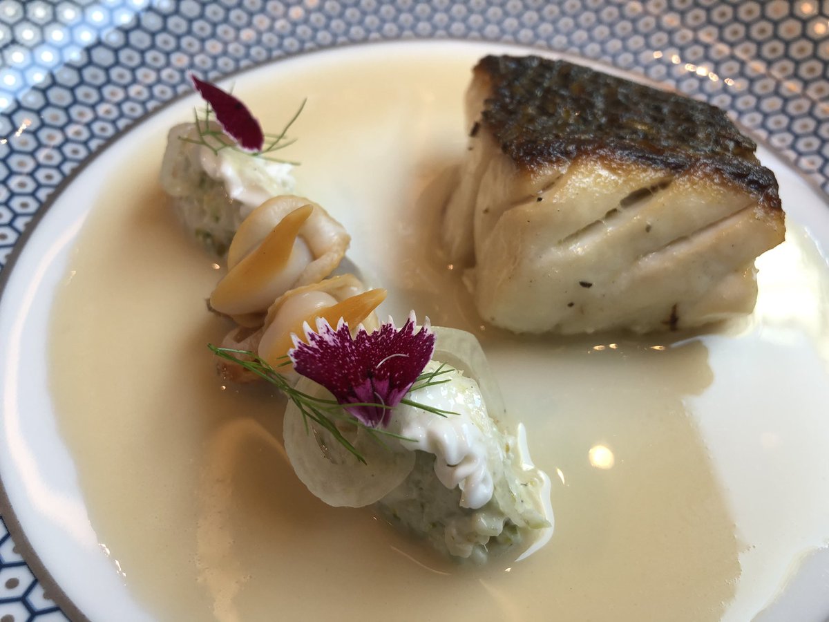 salsadechiles's tweet photo. Cuando abrió no acabó de convencerme, pero en cada nueva visita ha ido evolucionando a mejor para situarse entre los más destacados de cocina clásica en Madrid: Saddle. Pocos equipos de sala a este nivel. https://t.co/ekM35cyoXQ